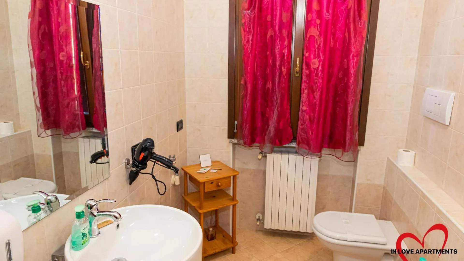 Apartment In Love Montichiari Italy